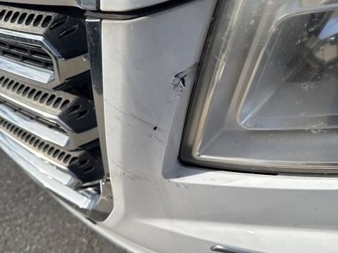 Used 2017 GMC Terrain SLT w/ Open Road Package image 12