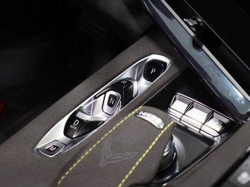 Used 2023 Chevrolet Corvette Stingray Premium Conv w/ Z51 Performance Package RWD image 19
