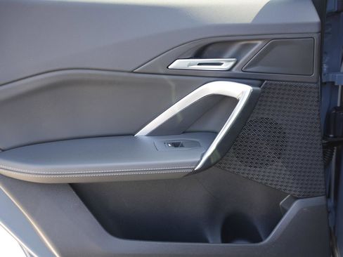 Used 2025 BMW X2 xDrive28i image 15