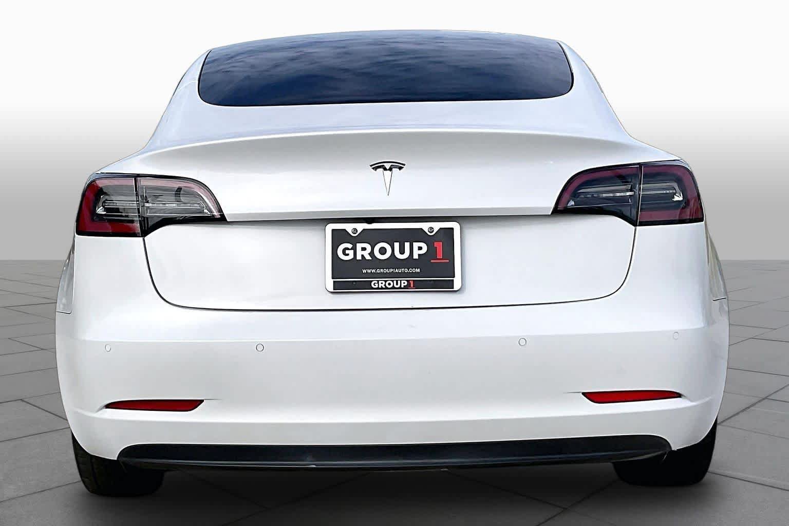 Used 2021 Tesla Model 3 Standard Range Plus RWD image 4
