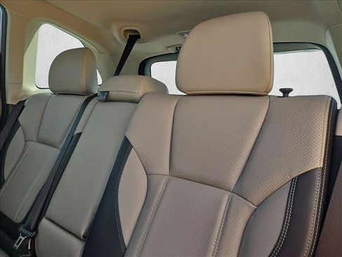 Used 2022 Subaru Forester Limited AWD/4WD image 11