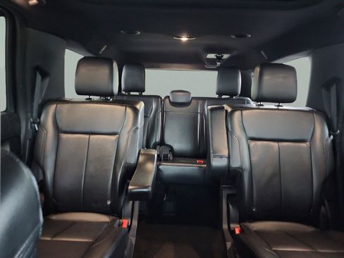 Used 2020 Ford Expedition Max XLT w/ Equipment Group 201A RWD image 19