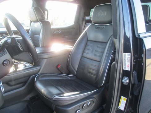 Used 2024 GMC Sierra 1500 AT4X w/ AT4X AEV Edition image 21