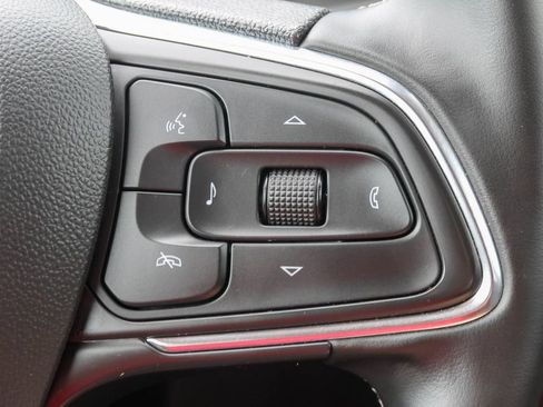 Used 2025 Buick Encore GX Preferred AWD/4WD image 26