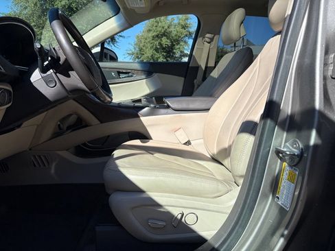 Used 2016 Lincoln MKX Reserve w/ Technology Package AWD/4WD image 8