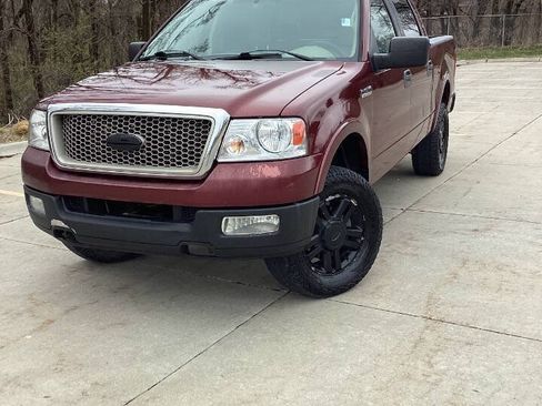 Used 2005 Ford F150 Lariat AWD/4WD image 2