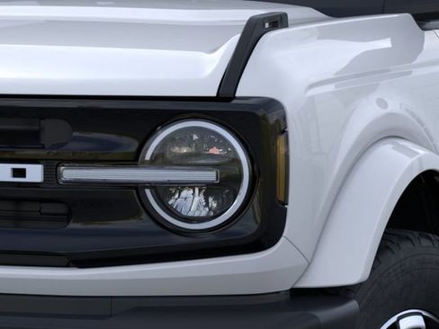 New 2026 Ford Bronco Outer Banks AWD/4WD image 20