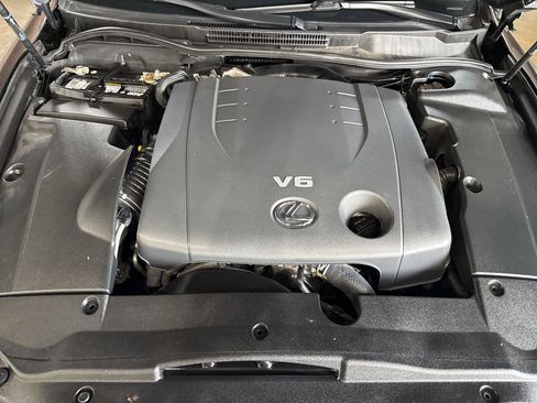 Used 2014 Lexus IS 250C image 35