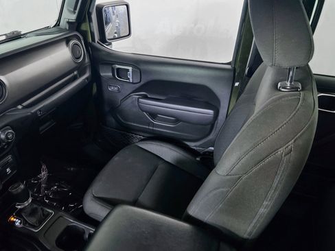 Used 2023 Jeep Gladiator Sport image 23