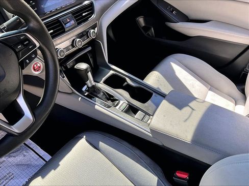 Used 2020 Honda Accord LX image 11