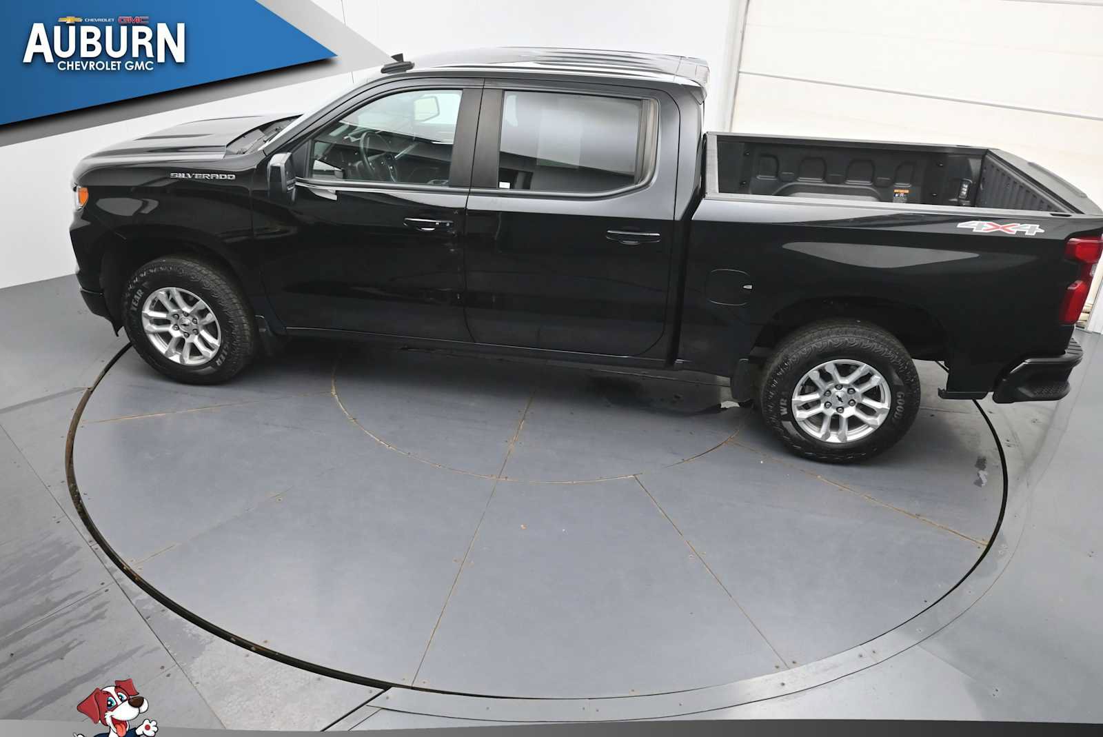 Used 2023 Chevrolet Silverado 1500 RST AWD/4WD image 29