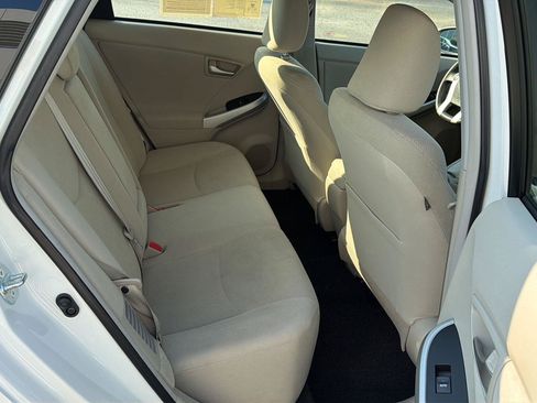 Used 2015 Toyota Prius Three FWD image 12