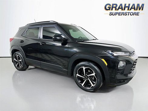 Used 2022 Chevrolet TrailBlazer RS w/ Sun and Liftgate Package FWD image 1