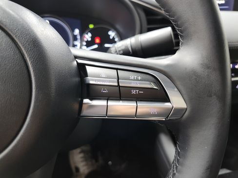 Used 2021 MAZDA MAZDA3 s FWD image 34