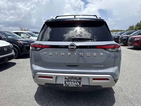Certified 2024 Nissan Pathfinder Platinum w/ Cargo Package FWD image 6