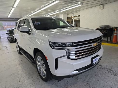Used 2022 Chevrolet Tahoe High Country AWD/4WD image 7