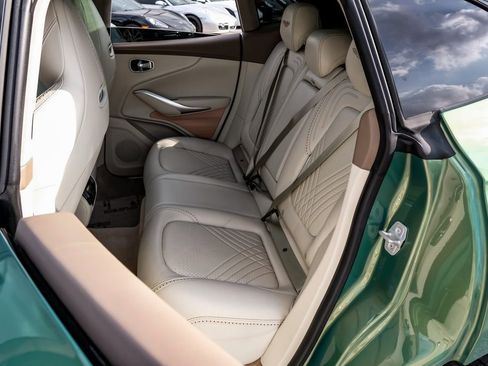 Used 2021 Aston Martin DBX image 48