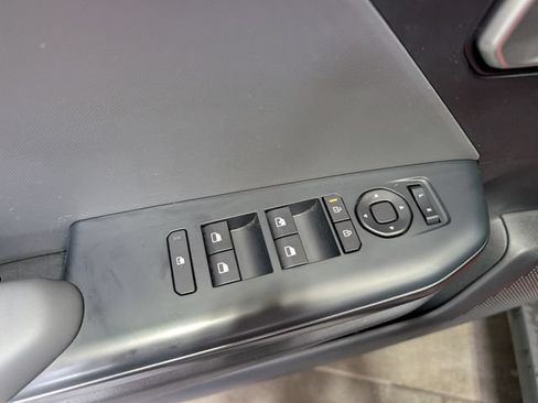 Used 2025 Kia K4 FWD image 13