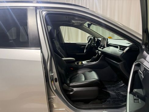 Certified 2019 Toyota RAV4 XLE image 23