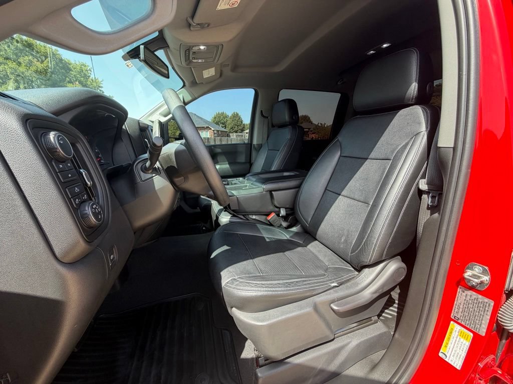 Used 2020 Chevrolet Silverado 2500 Custom w/ Custom Value Package AWD/4WD image 9