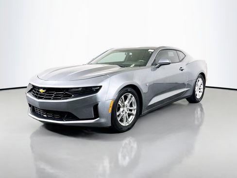 Used 2019 Chevrolet Camaro LS image 4