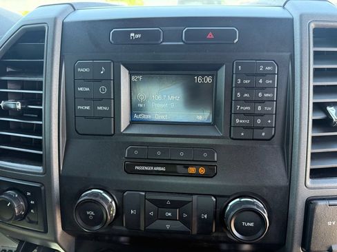 Used 2019 Ford F250 XL w/ Power Equipment Group AWD/4WD image 18