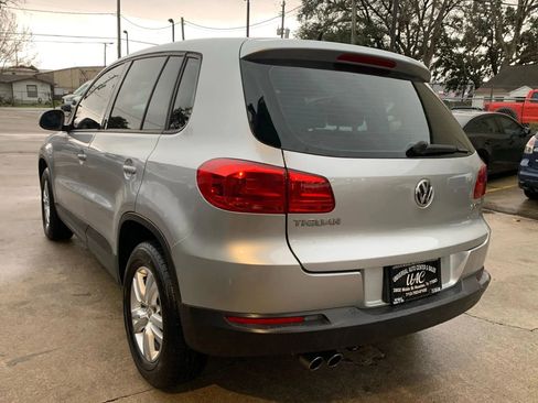 Used 2013 Volkswagen Tiguan S FWD image 5