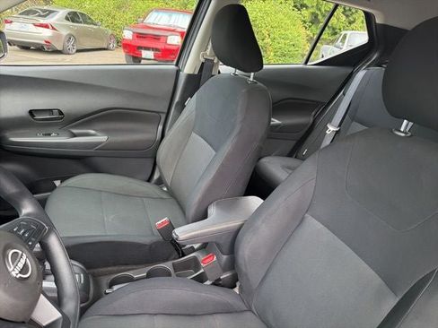 Used 2024 Nissan Kicks S FWD image 12
