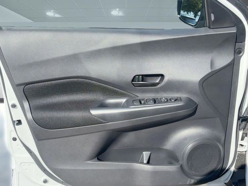 New 2025 Nissan Kicks Play S image 12