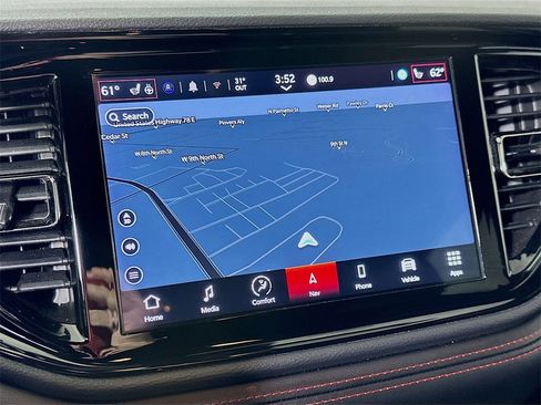 Used 2023 Dodge Durango GT image 28