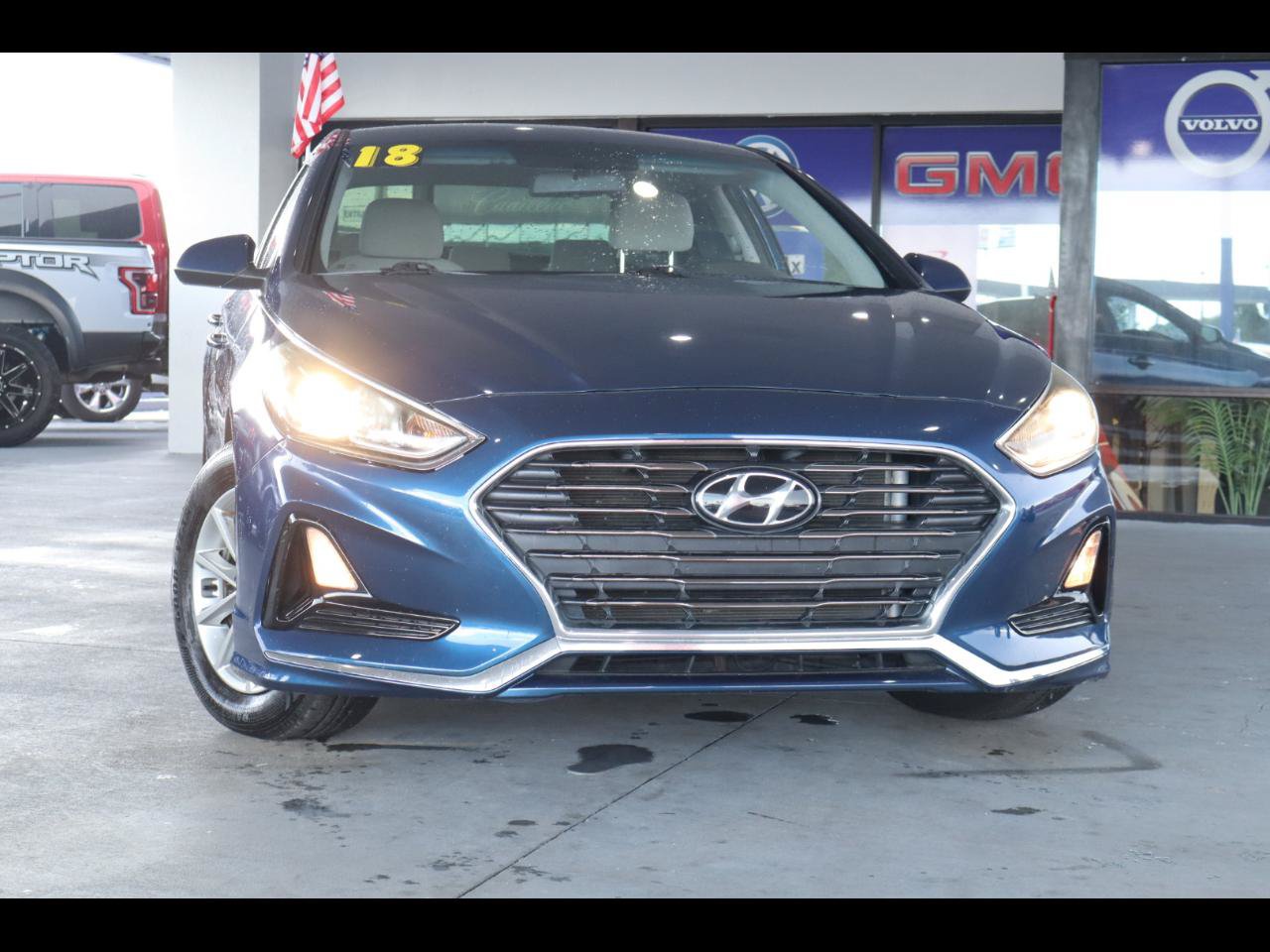 Used 2018 Hyundai Sonata SE FWD image 1