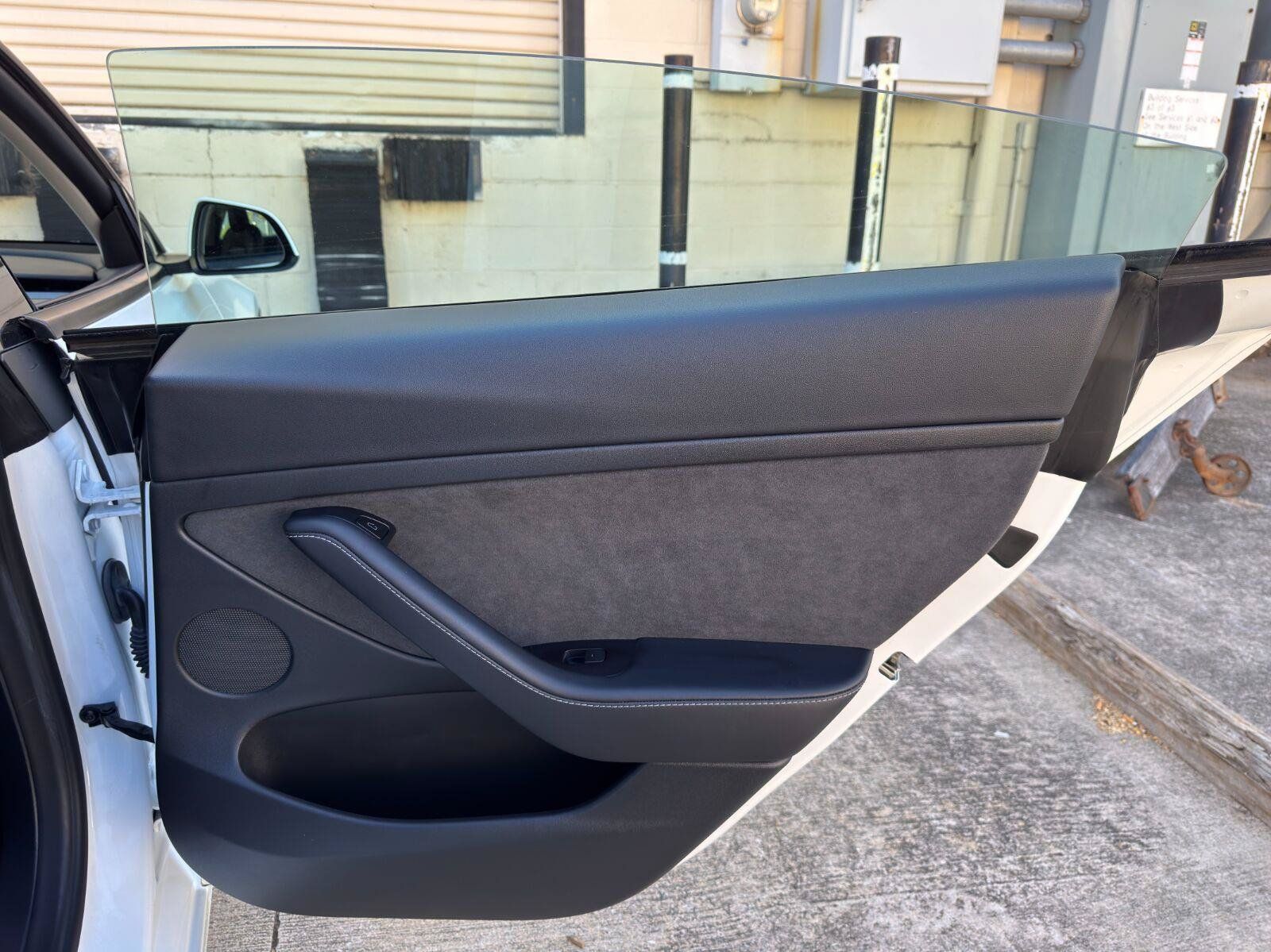 Used 2022 Tesla Model 3 Standard Range RWD image 42