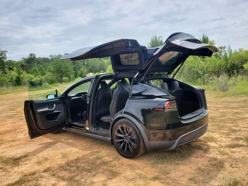 Used 2022 Tesla Model X Plaid AWD/4WD image 42