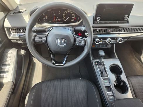 Used 2025 Honda Civic LX image 27
