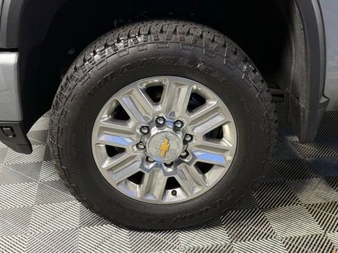 Used 2025 Chevrolet Silverado 3500 High Country w/ Technology Package image 15