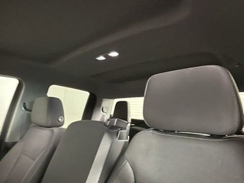 Used 2019 GMC Sierra 1500 SLE w/ SLE Value Package AWD/4WD image 12
