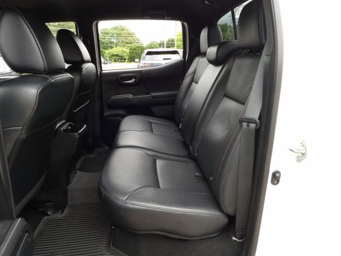 Used 2017 Toyota Tacoma TRD Pro image 33