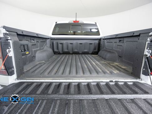Used 2024 Ford Ranger XLT w/ Trailer Tow Package AWD/4WD image 33