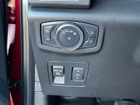 Used 2020 Ford F150 XLT w/ Equipment Group 302A Luxury AWD/4WD image 21