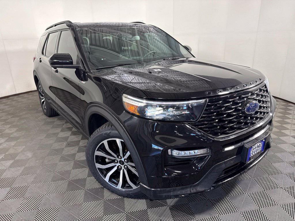 Used 2022 Ford Explorer ST-Line w/ Class IV Trailer Tow Package AWD/4WD image 2