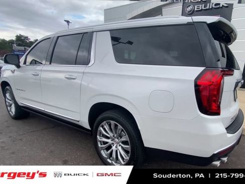 Certified 2022 GMC Yukon XL Denali w/ Denali Premium Package AWD/4WD image 8