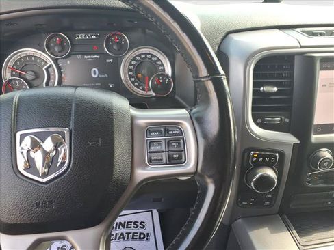 Used 2022 RAM 1500 Classic SLT w/ Electronics Convenience Group AWD/4WD image 24
