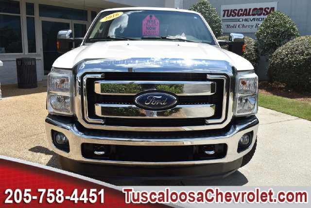 Used 2016 Ford F250 Lariat w/ Lariat Ultimate Package AWD/4WD image 3