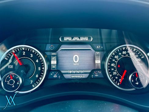 Used 2023 RAM 2500 Laramie AWD/4WD image 32