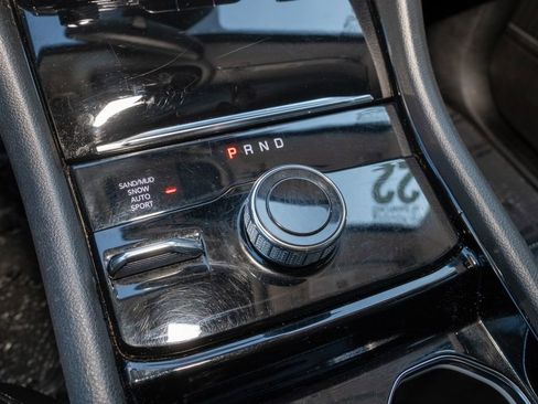 Used 2022 Jeep Grand Cherokee L Limited image 19