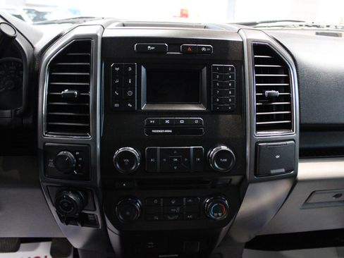 Used 2018 Ford F150 XLT w/ XTR Package image 18