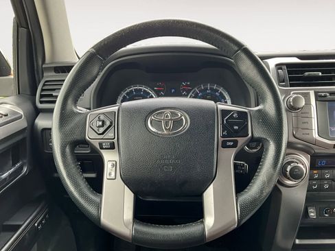 Used 2015 Toyota 4Runner Limited AWD/4WD image 16