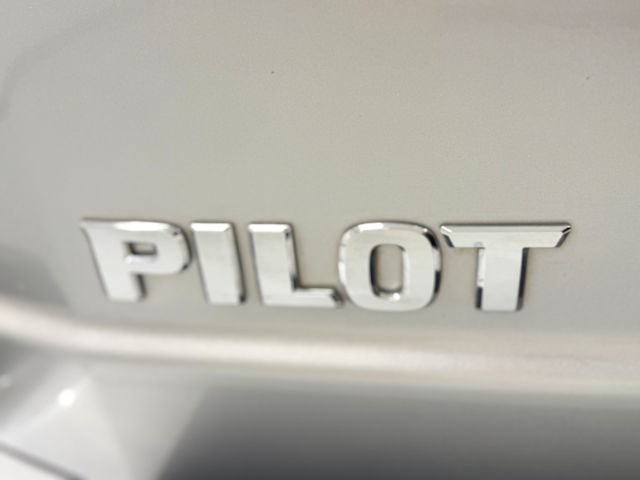Used 2015 Honda Pilot SE image 9