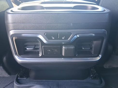 Used 2019 Chevrolet Silverado 1500 High Country image 19