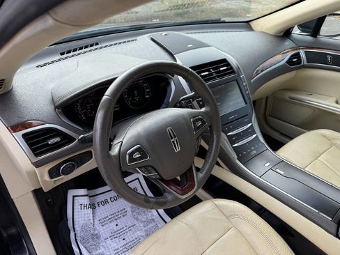 Used 2014 Lincoln MKZ AWD image 45